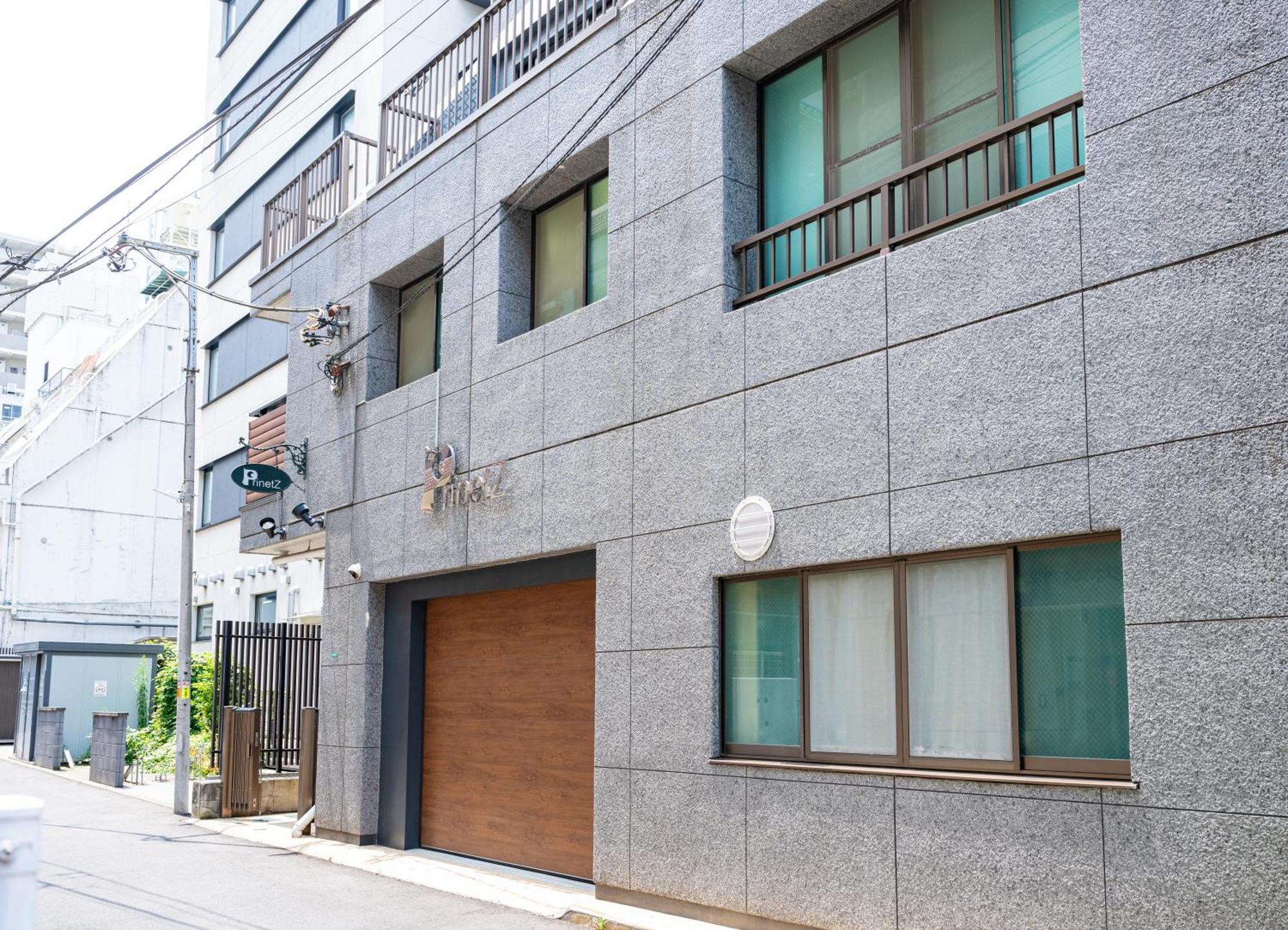 Apartamento プリネッツ新宿ビル3階 *